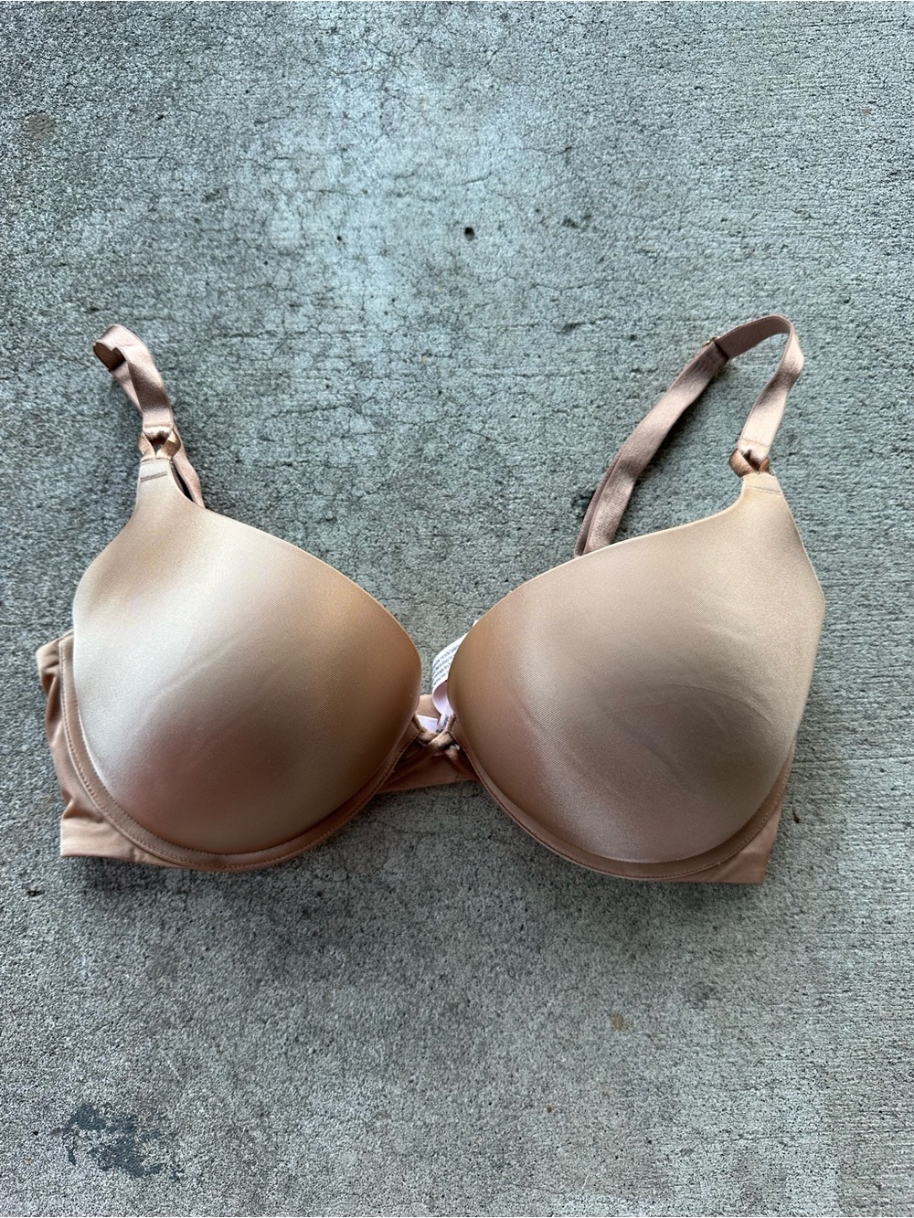 Victorias Secret Bombshell Plunge Add 2 Cups Sheen Push Up Bra